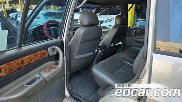 SsangYong Musso 1997 thumb 10