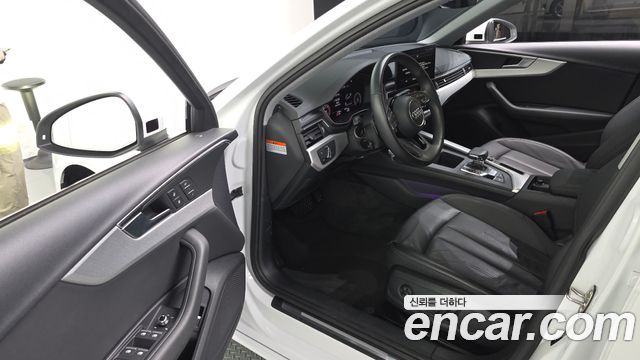 Audi A4 2021 thumb 11