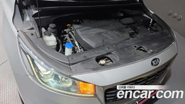 Kia Carnival 2019 thumb 6