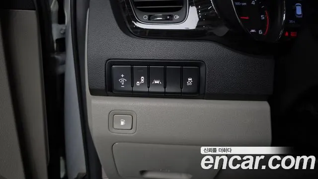 Kia Carnival 2019 thumb 12