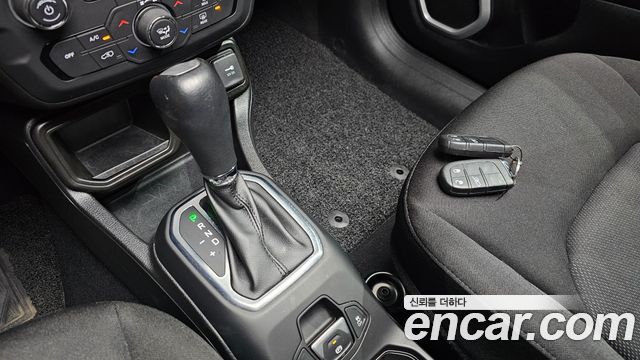 Jeep Renegade 2021 thumb 10