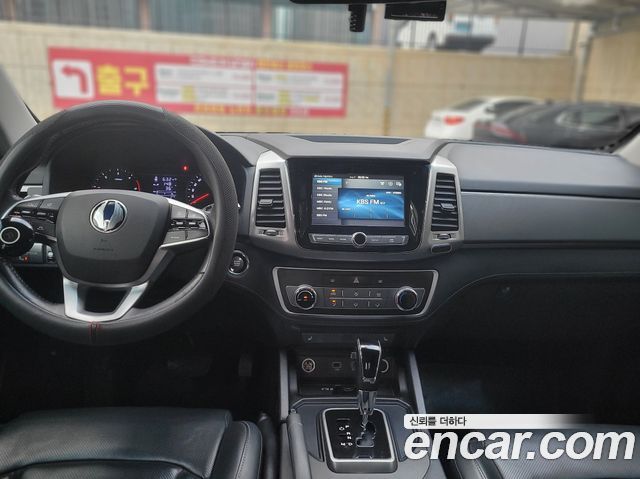 SsangYong Rexton 2019 thumb 8