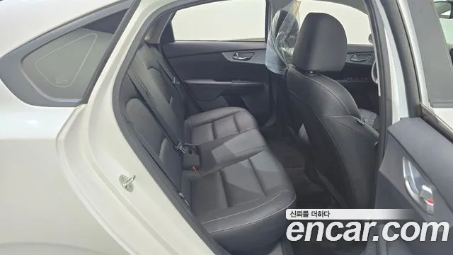 Kia K3 2021 thumb 11