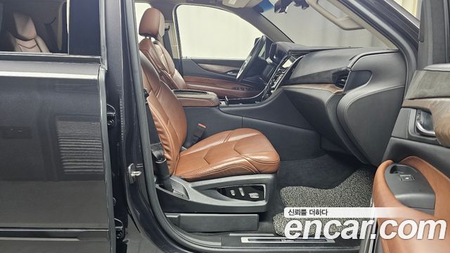 Cadillac Escalade 2018 thumb 11