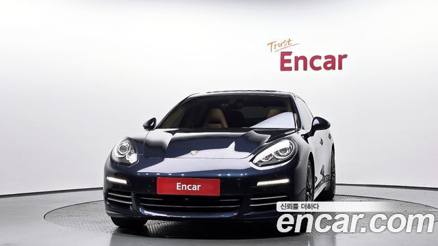 Porsche Panamera 2014 thumb 4