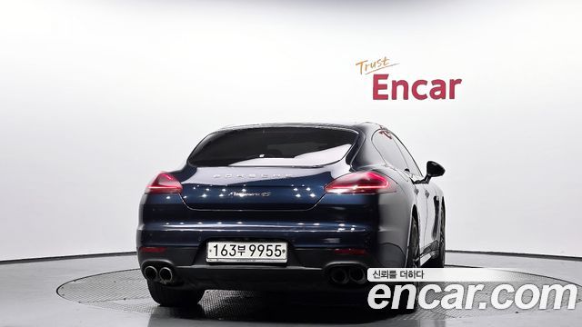 Porsche Panamera 2014 thumb 5