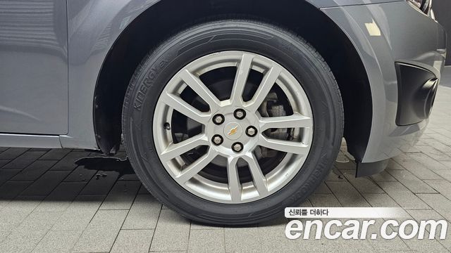 Chevrolet Aveo 2015 thumb 6