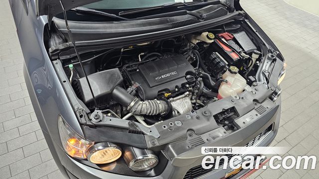 Chevrolet Aveo 2015 thumb 7