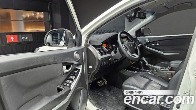SsangYong Korando 2018 thumb 12