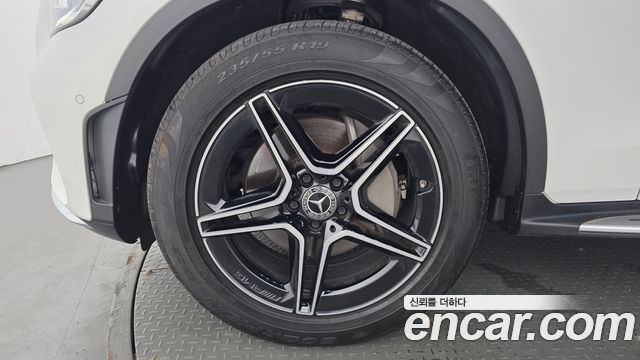 Mercedes-Benz GLC 2023 thumb 5