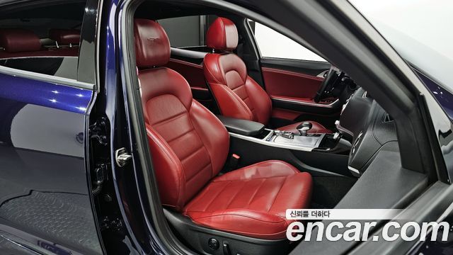 Kia Stinger 2018 thumb 11
