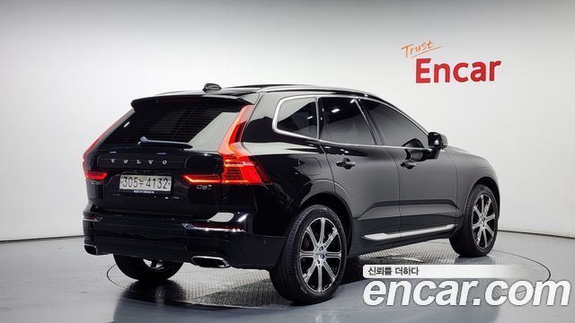 Volvo XC60 2020 thumb 3