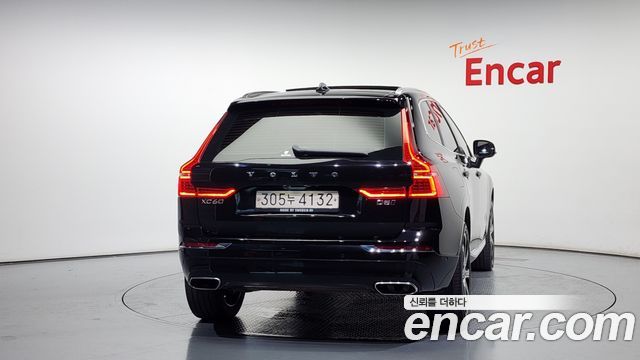 Volvo XC60 2020 thumb 5