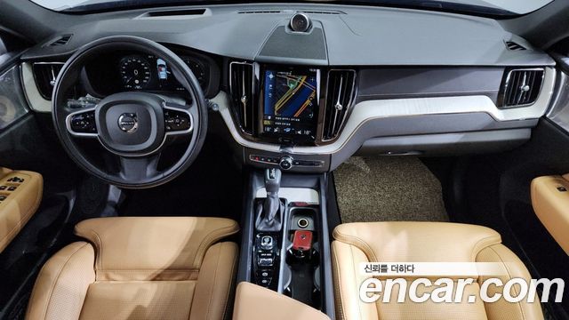 Volvo XC60 2020 thumb 8
