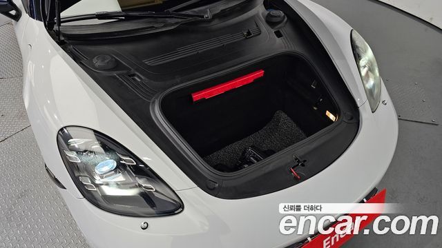 Porsche Cayman 2017 thumb 7