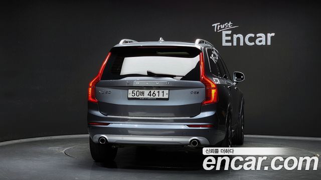 Volvo XC90 2018 thumb 5