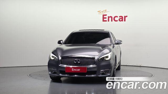 Infiniti Q70 2016 thumb 4