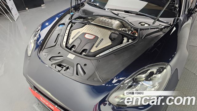 Porsche Panamera 2021 thumb 7