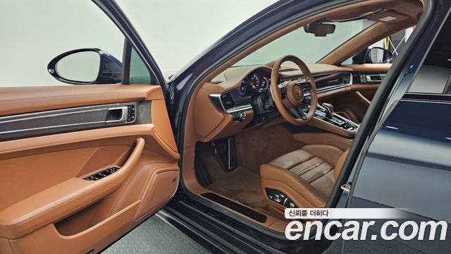 Porsche Panamera 2021 thumb 11
