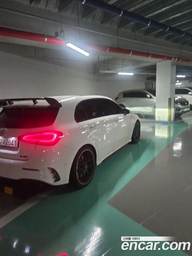 Mercedes-Benz A-Класс 2023 thumb 2