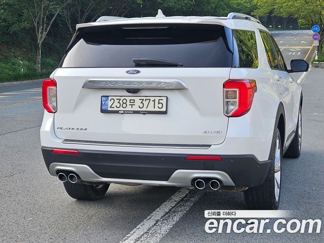 Ford Explorer 2023 thumb 7