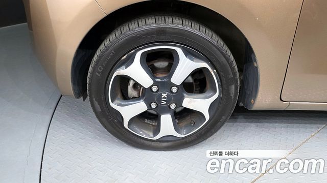 Kia Ray 2012 thumb 5
