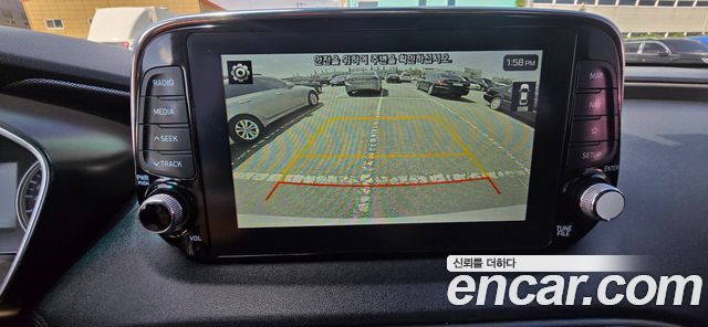 Hyundai Santa Fe 2019 thumb 10
