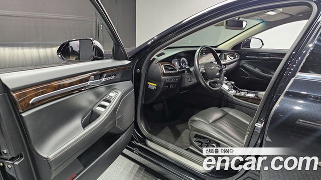 Genesis G90 2020 thumb 12