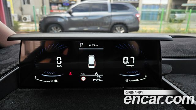 Hyundai Staria 2023 thumb 8