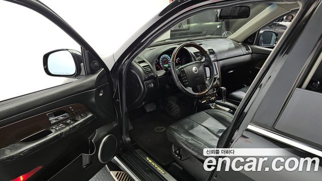 SsangYong Rexton 2012 thumb 12