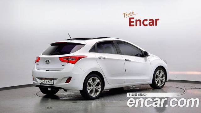 Hyundai i30 2013 thumb 3