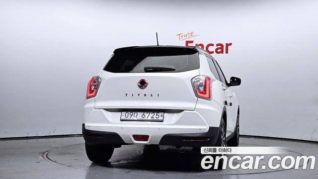 SsangYong Tivoli 2018 thumb 5