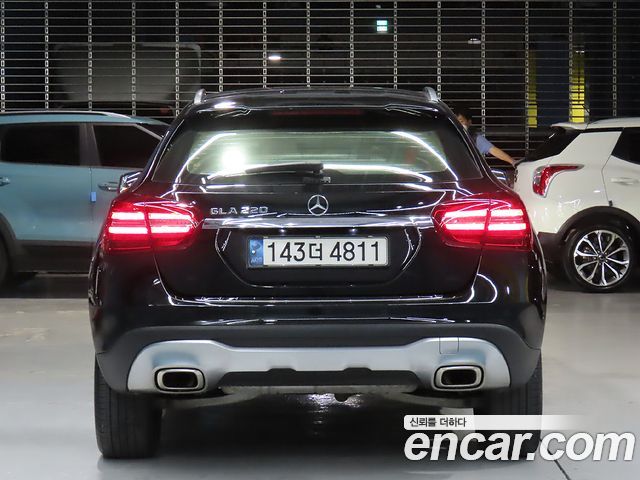 Mercedes-Benz GLA 2019 thumb 5