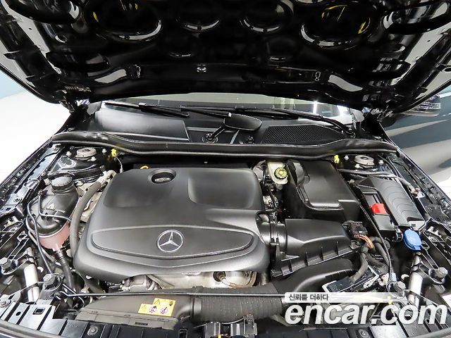 Mercedes-Benz GLA 2019 thumb 7