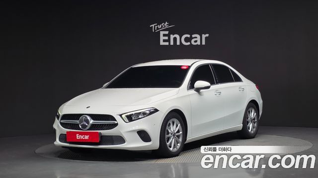 Mercedes-Benz A-Class 2020 thumb 2