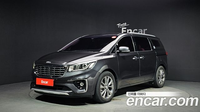 Kia Carnival 2018 thumb 2