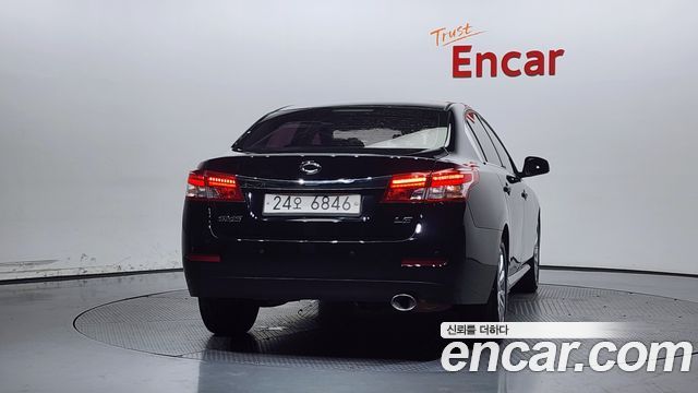 Renault Korea SM5 2013 thumb 5