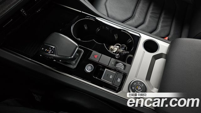 Volkswagen Touareg 2020 thumb 10