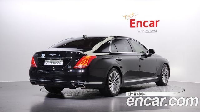 Genesis G90 2016 thumb 3
