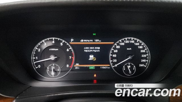 Genesis G90 2016 thumb 9