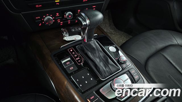 Audi A6 2014 thumb 9