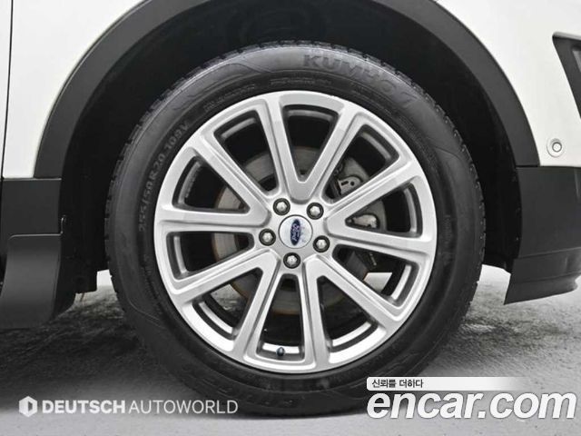 Ford Explorer 2015 thumb 6