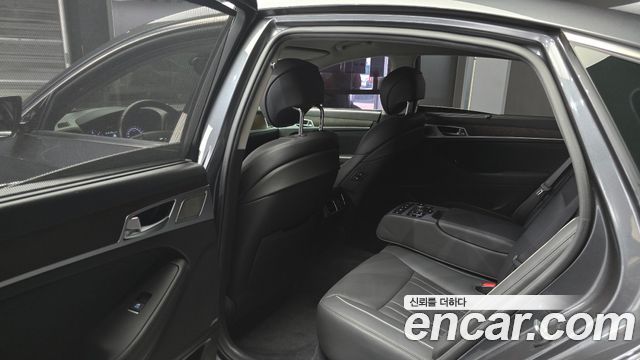 Genesis G80 2020 thumb 12