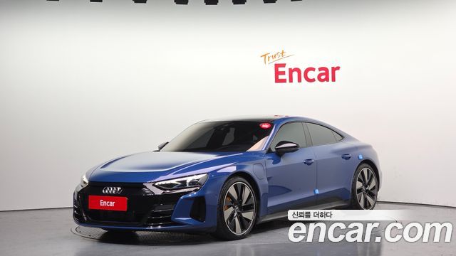 Audi e-tron 2022 thumb 2