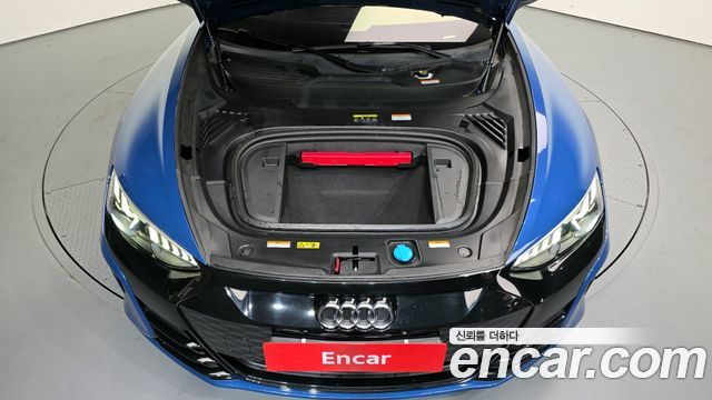 Audi e-tron 2022 thumb 7