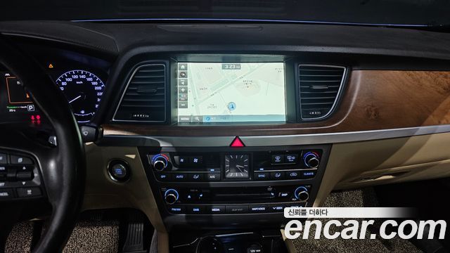 Hyundai Genesis 2014 thumb 11