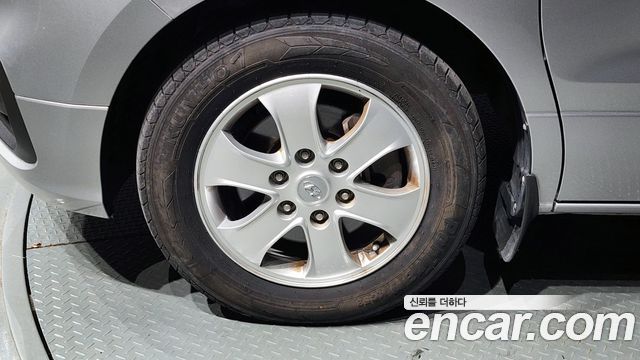 Hyundai Starex 2018 thumb 5