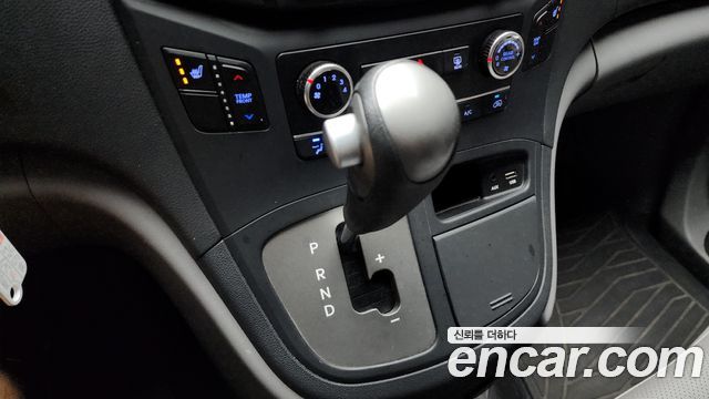 Hyundai Starex 2018 thumb 9