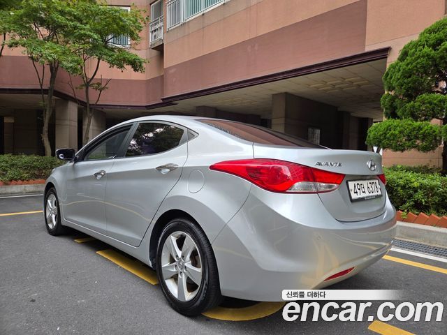 Hyundai Avante 2012 thumb 7