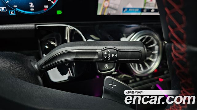 Mercedes-Benz GLA 2023 thumb 10